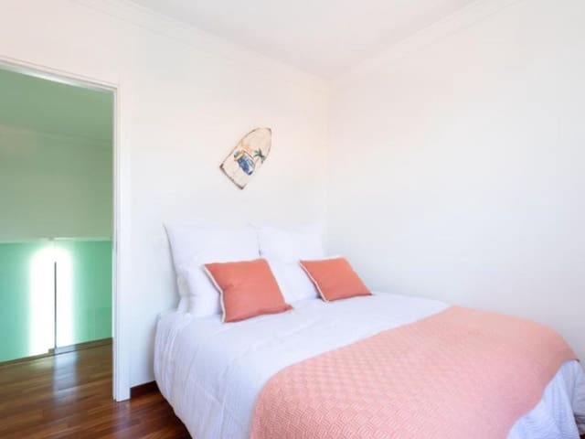 Villa til salgs i La Orotava - € 830 000 (Ref: 9335500)