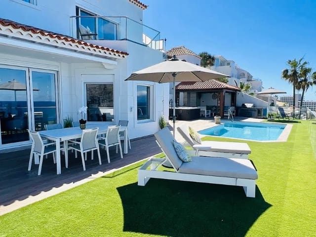 3 soveværelse Villa til salg i Los Gigantes, Santiago del Teide - € 3.450.000 (Ref: 9341228)