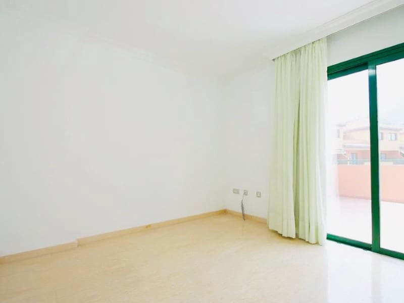 2 slaapkamer Penthouse te koop in Puerto de la Cruz - € 340.000 (Ref: 9349360)