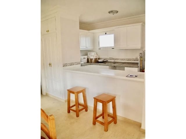 2 slaapkamer Penthouse te koop in Puerto de la Cruz - € 340.000 (Ref: 9349360)