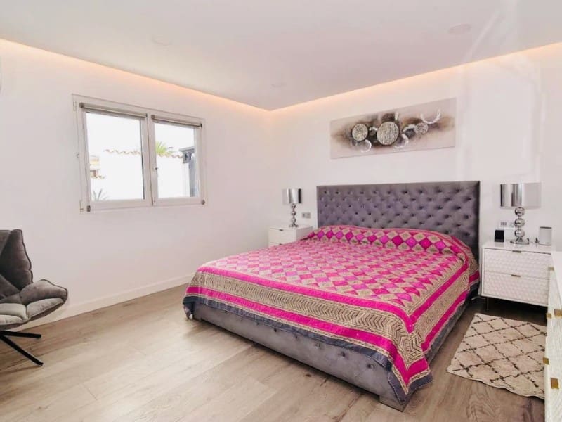 3 slaapkamer Villa te koop in Puerto de la Cruz - € 899.000 (Ref: 9356332)