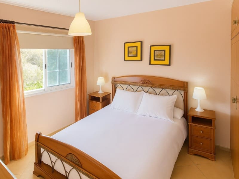 8 slaapkamer Hotel te koop in El Rosario - € 649.000 (Ref: 9393395)