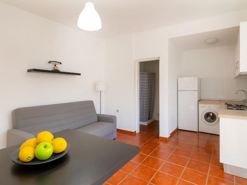 8 slaapkamer Hotel te koop in El Rosario - € 649.000 (Ref: 9393395)