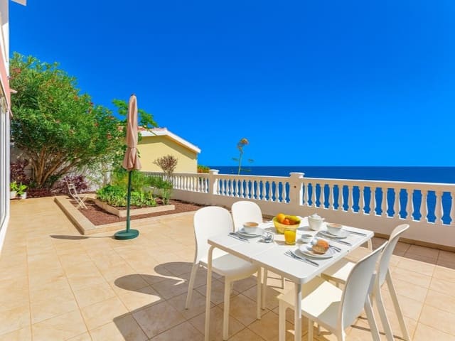 10 bedroom Villa for sale in Candelaria - € 1,999,000 (Ref: 9407987)