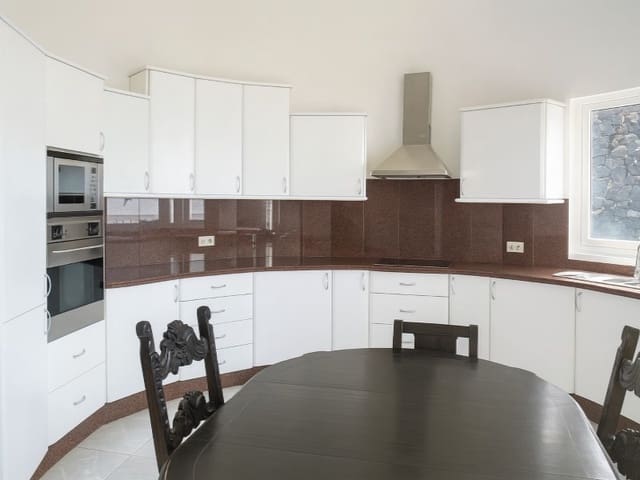 3 soverom Villa til salgs i Santa Ursula - € 789 000 (Ref: 9433473)