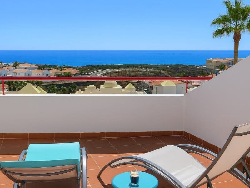 2 bedroom Apartment for sale in Adeje - € 429,000 (Ref: 9437148)