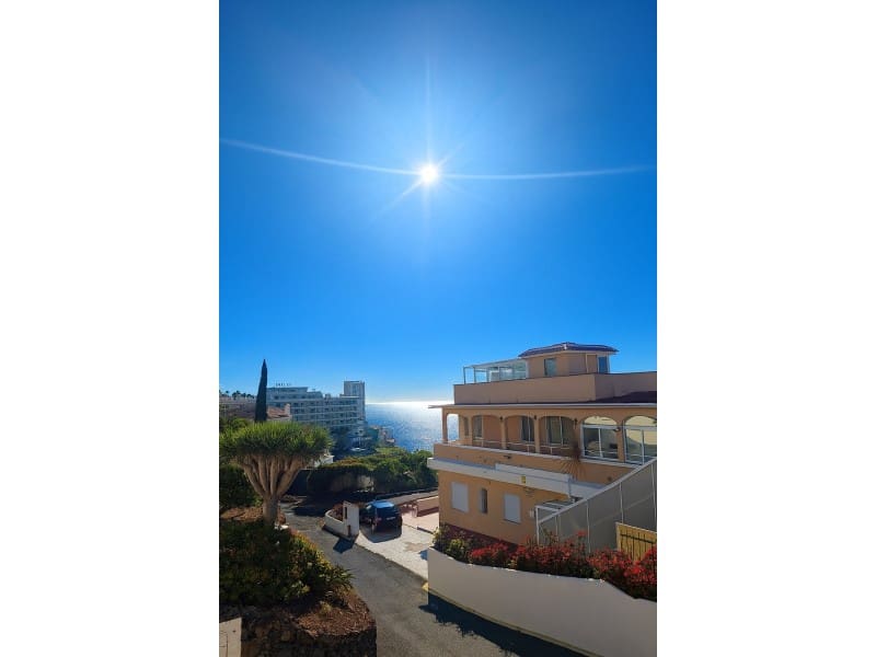 3 bedroom Apartment for rent in Puerto de la Cruz - € 2,400 (Ref: 9446676)