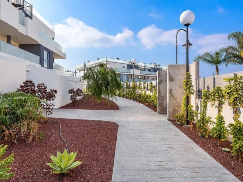 1 sovrum Lägenhet till salu i Los Abrigos - 389 000 € (Ref: 9451032)