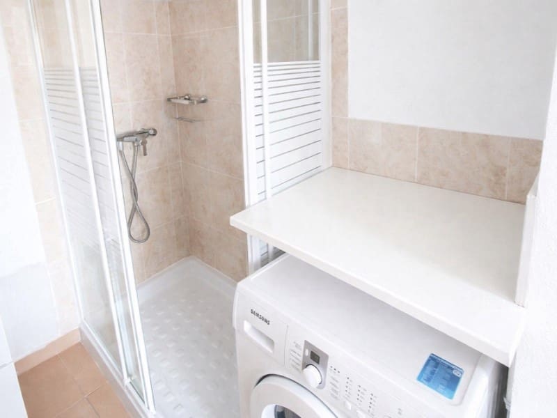 Apartamento de 2 habitaciones en Puerto de la Cruz en venta - 189.000 € (Ref: 9468329)