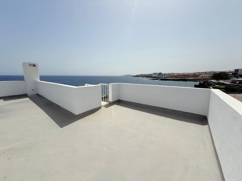 2 bedroom Apartment for sale in Los Abrigos - € 435,000 (Ref: 9558685)