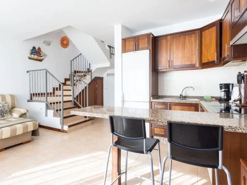 Apartamento de 2 habitaciones en Arico en venta - 379.000 € (Ref: 9627604)