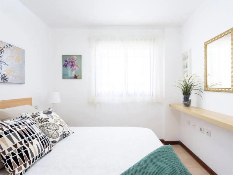 Apartamento de 2 habitaciones en Arico en venta - 379.000 € (Ref: 9627604)