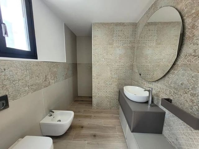 Chalet de 4 habitaciones en Torviscas Centro y Alto, Adeje en venta - 1.900.000 € (Ref: 9630031)