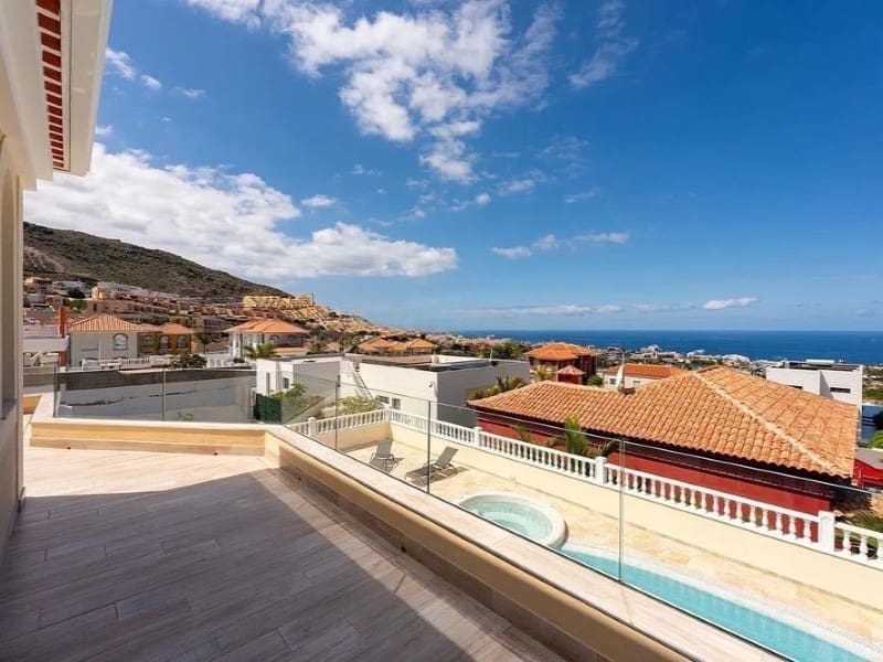 3 camera da letto Villa in vendita in Costa Adeje - 1.600.000 € (Rif: 9630032)