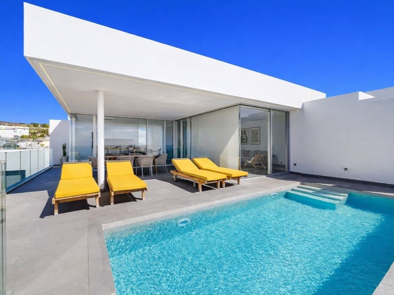 3 makuuhuone Huvila myytävänä paikassa Adeje - 1 595 000 € (Ref: 9630033)