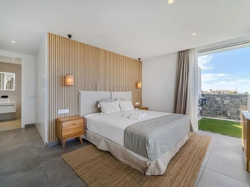 3 makuuhuone Huvila myytävänä paikassa Adeje - 1 595 000 € (Ref: 9630033)