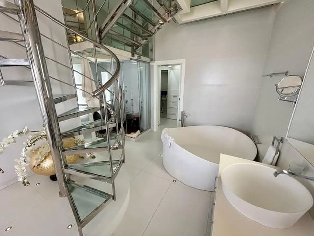 1 soveværelse Lejlighed til salg i San Eugenio Bajo, Adeje - € 1.595.000 (Ref: 9630034)