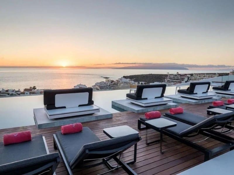 1 slaapkamer Flat te koop in Costa Adeje - € 385.000 (Ref: 9630036)