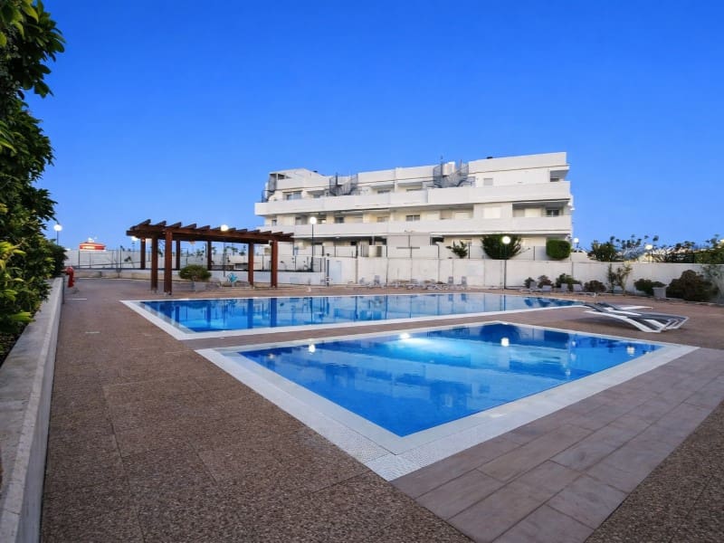 Ático de 2 habitaciones en Los Abrigos en venta - 390.000 € (Ref: 9630037)