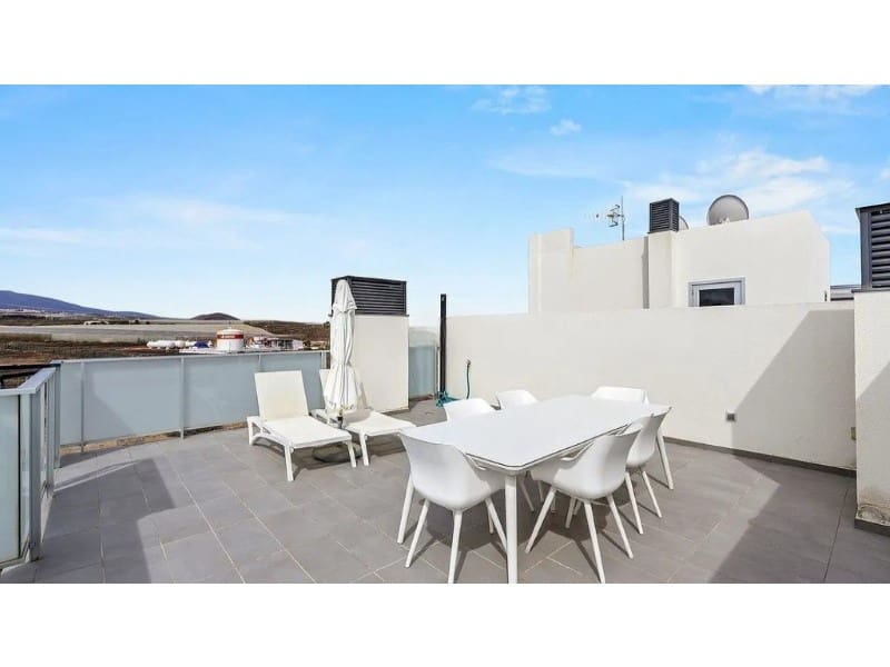 Ático de 2 habitaciones en Los Abrigos en venta - 390.000 € (Ref: 9630037)