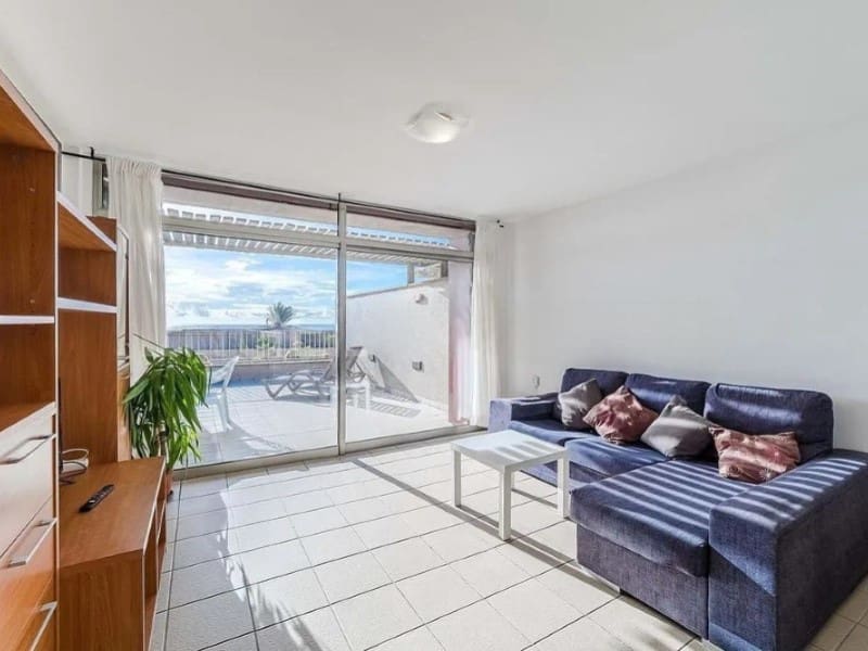 2 slaapkamer Flat te koop in Los Abrigos - € 650.000 (Ref: 9634339)