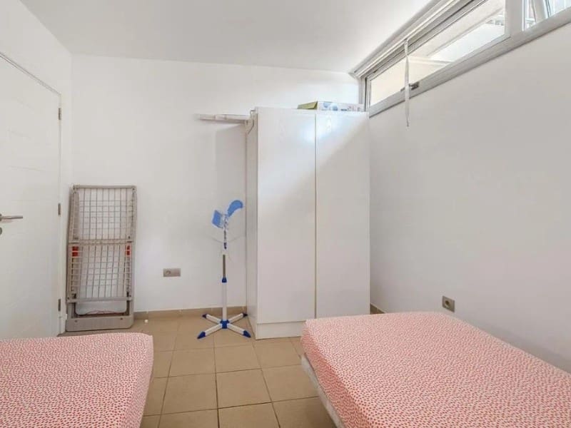 2 slaapkamer Flat te koop in Los Abrigos - € 650.000 (Ref: 9634339)