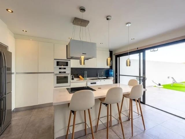 5 chambre Villa/Maison à vendre à Armeñime, Adeje - 890 000 € (Ref: 9634340)