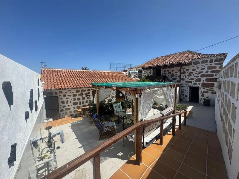 4 soveværelse Villa til salg i San Miguel de Abona - € 549.000 (Ref: 9639339)