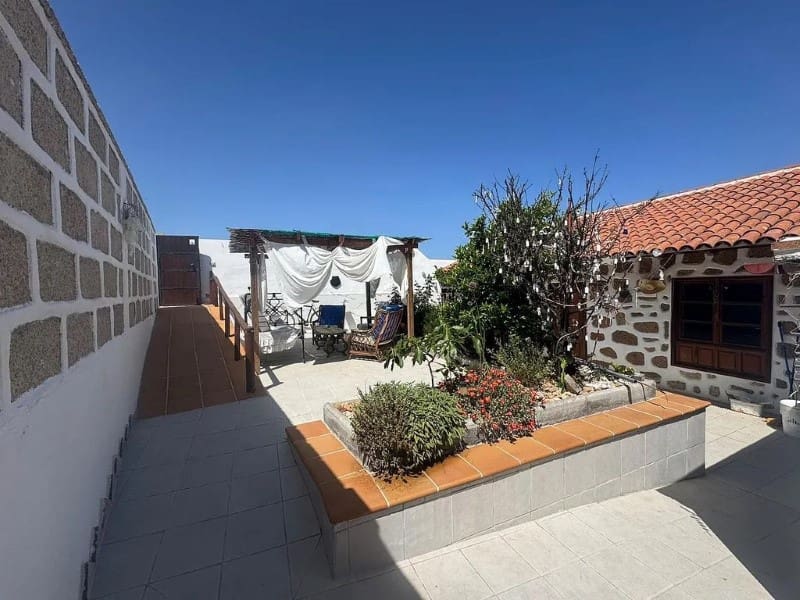 4 soveværelse Villa til salg i San Miguel de Abona - € 549.000 (Ref: 9639339)