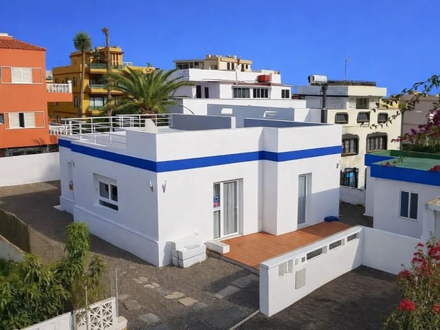 2 soveværelse Villa til salg i Puerto de la Cruz - € 630.000 (Ref: 9644640)