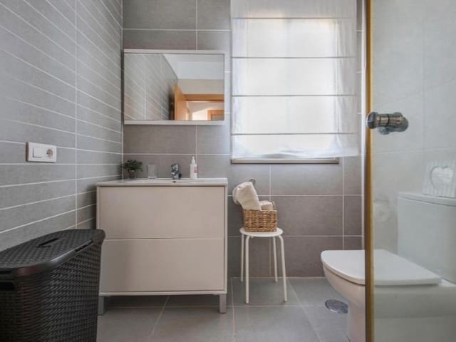 Chalet de 4 habitaciones en Santa Ursula en venta - 897.000 € (Ref: 9644642)