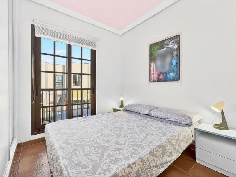 Casa de 4 habitaciones en El Medano en venta - 670.000 € (Ref: 9655908)