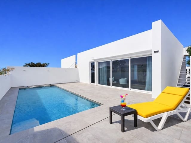 2 slaapkamer Bungalow te koop in Costa del Silencio, Arona - € 995.000 (Ref: 9655909)