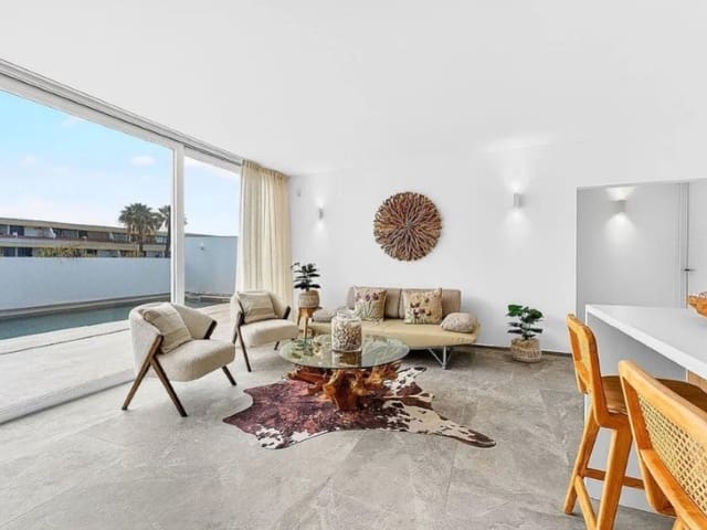 2 slaapkamer Bungalow te koop in Costa del Silencio, Arona - € 995.000 (Ref: 9655909)