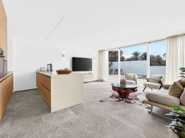 2 slaapkamer Bungalow te koop in Costa del Silencio, Arona - € 995.000 (Ref: 9655909)