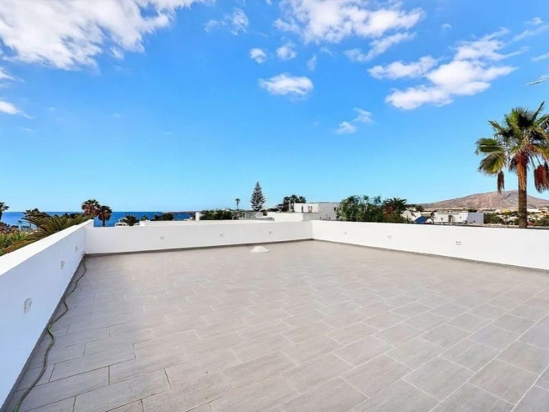 2 slaapkamer Bungalow te koop in Costa del Silencio - € 995.000 (Ref: 9655909)