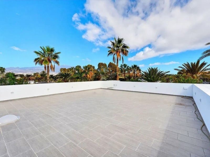 2 slaapkamer Bungalow te koop in Costa del Silencio - € 995.000 (Ref: 9655909)