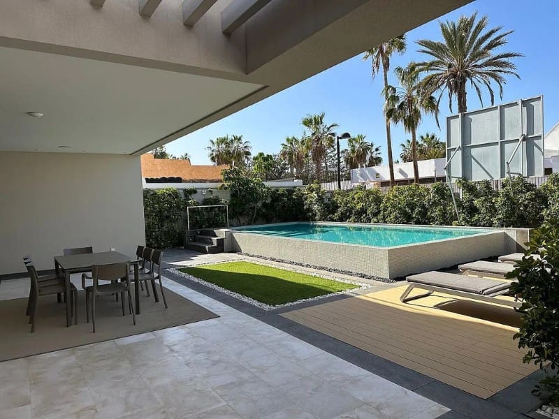 4 chambre Villa/Maison à vendre à Playa de las Americas - 3 250 000 € (Ref: 9655910)