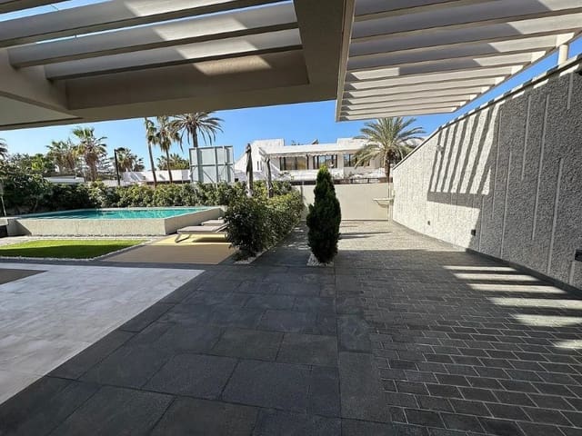 4 chambre Villa/Maison à vendre à Playa de las Americas, Arona - 3 250 000 € (Ref: 9655910)