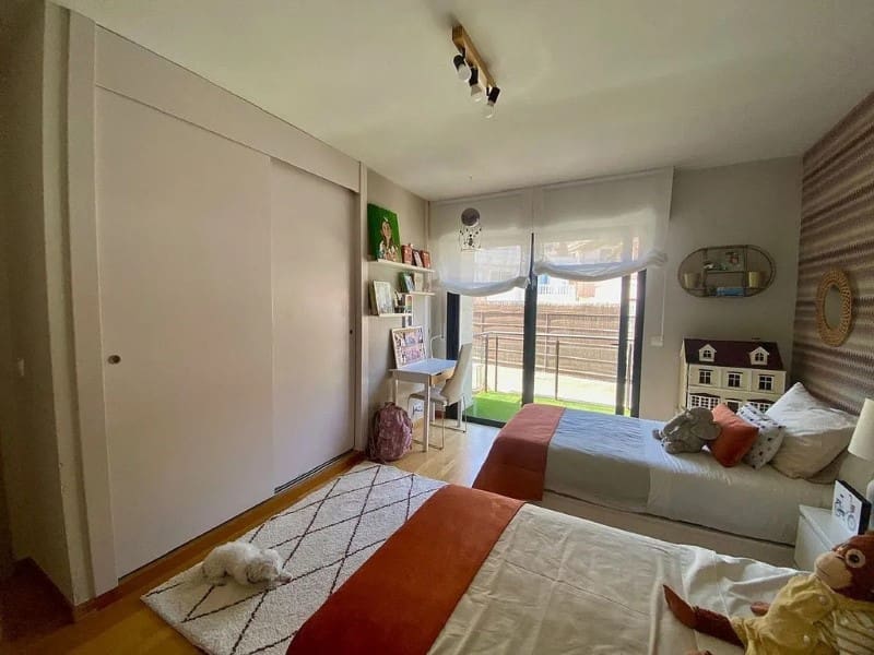 4 makuuhuone Paritalo myytävänä paikassa Tabaiba - 595 000 € (Ref: 9655913)