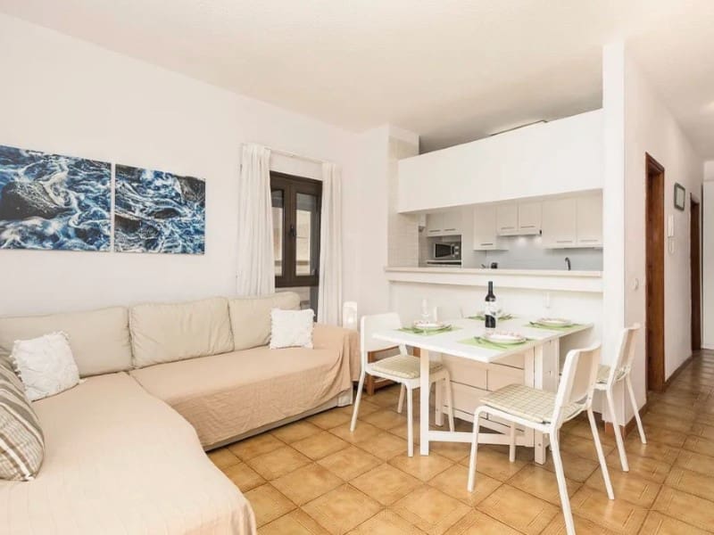 3 makuuhuone Asunto myytävänä paikassa El Medano - 479 000 € (Ref: 9659270)