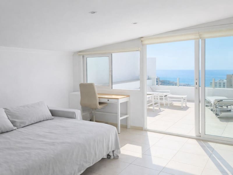 2 bedroom Apartment for sale in Puerto de la Cruz - € 395,000 (Ref: 9659272)