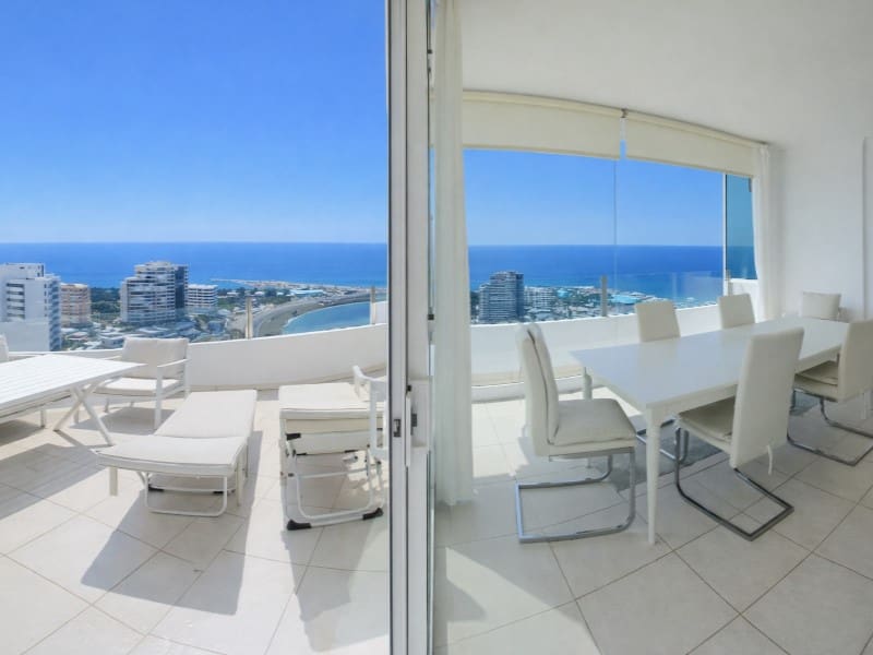 2 bedroom Apartment for sale in Puerto de la Cruz - € 395,000 (Ref: 9659272)