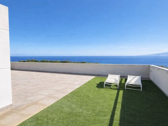 8 bedroom Apartment for sale in Santa Cruz de Tenerife - € 1,950,000 (Ref: 9666327)
