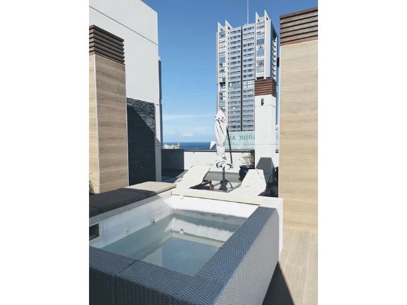 8 makuuhuone Huoneisto myytävänä paikassa Santa Cruz de Tenerife - 1 950 000 € (Ref: 9666327)