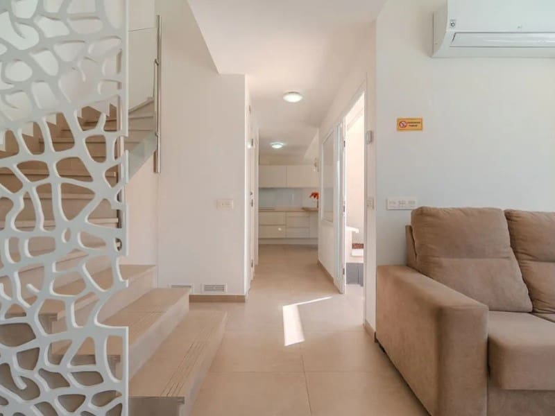 3 sypialnia Willa na sprzedaż w Adeje - 1 100 000 € (Ref: 9674079)