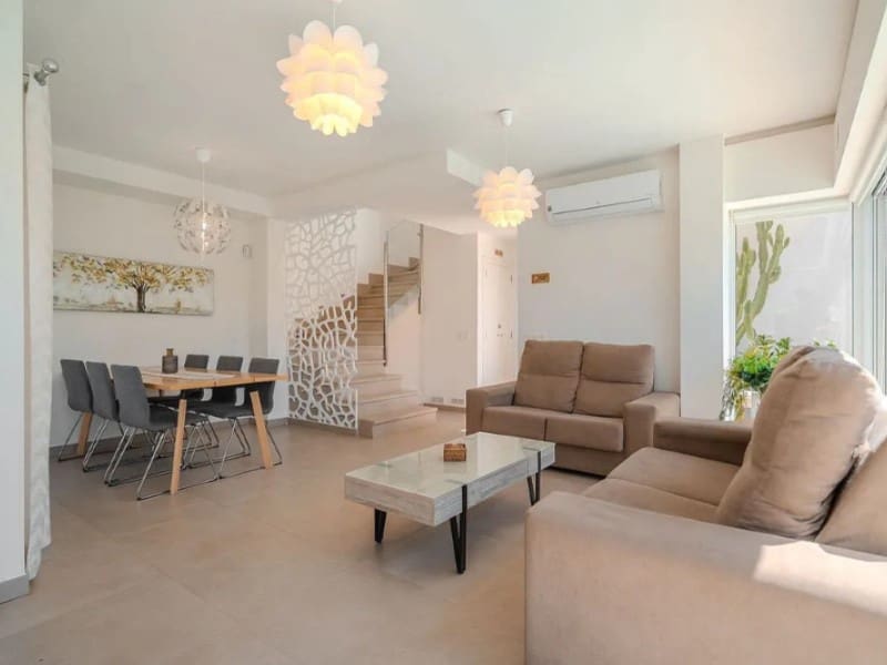 3 sypialnia Willa na sprzedaż w Adeje - 1 100 000 € (Ref: 9674079)