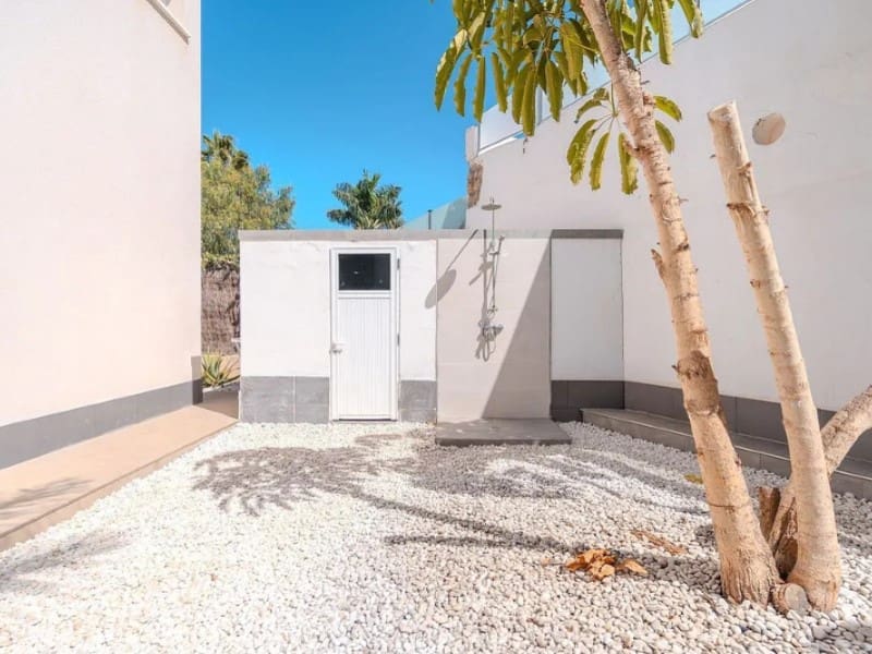 3 sypialnia Willa na sprzedaż w Adeje - 1 100 000 € (Ref: 9674079)