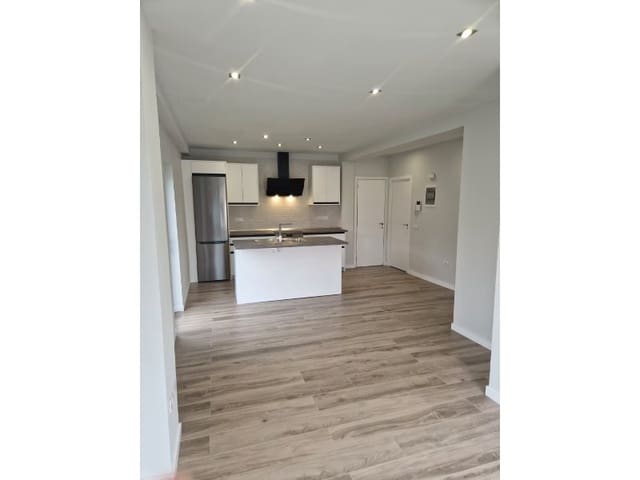 1 slaapkamer Penthouse te koop in Puerto de la Cruz - € 399.000 (Ref: 9674082)