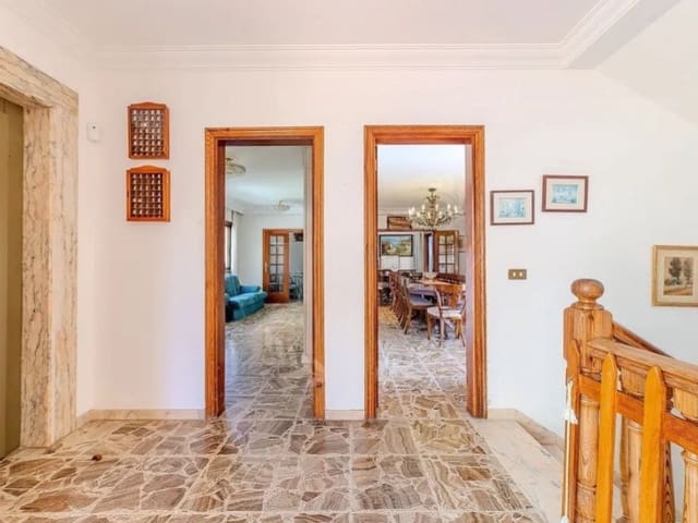 6 slaapkamer Villa te koop in Los Gladiolos, Santa Cruz de Tenerife - € 1.995.000 (Ref: 9674085)